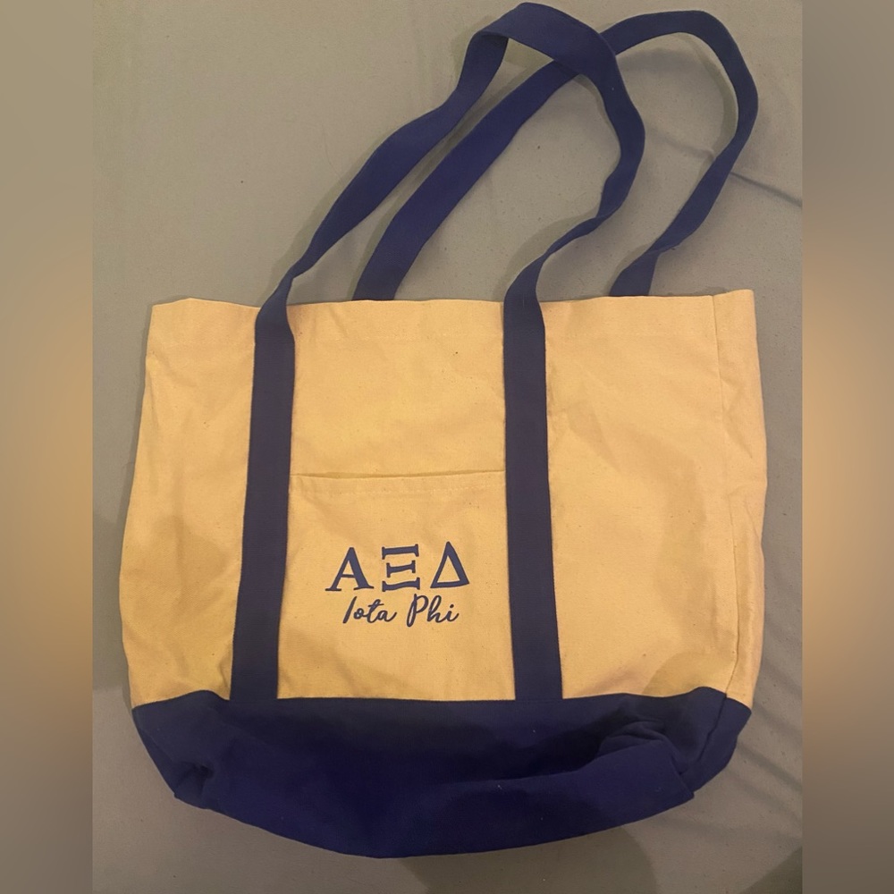 AXID, Alpha Xi Delta Tote Bag